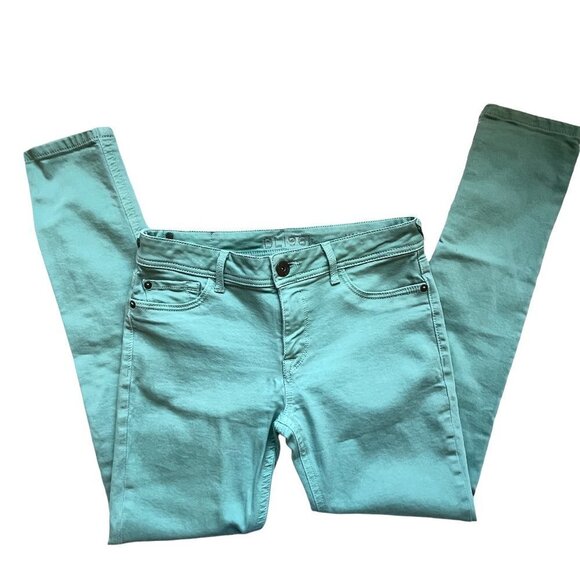 DL1961 Amanda Stretch Jeans - Picture 3 of 13